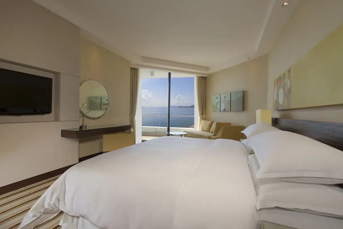 Khách sạn Sheraton Nha Trang Hotel & Spa