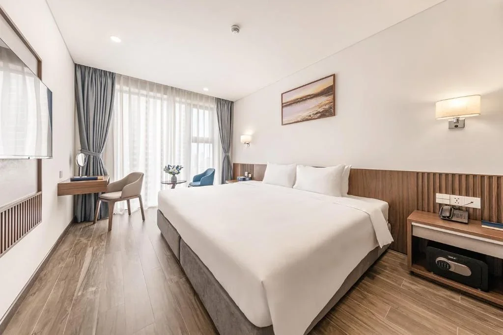 Khách sạn Mangata Beachfront Hotel Đà Nẵng