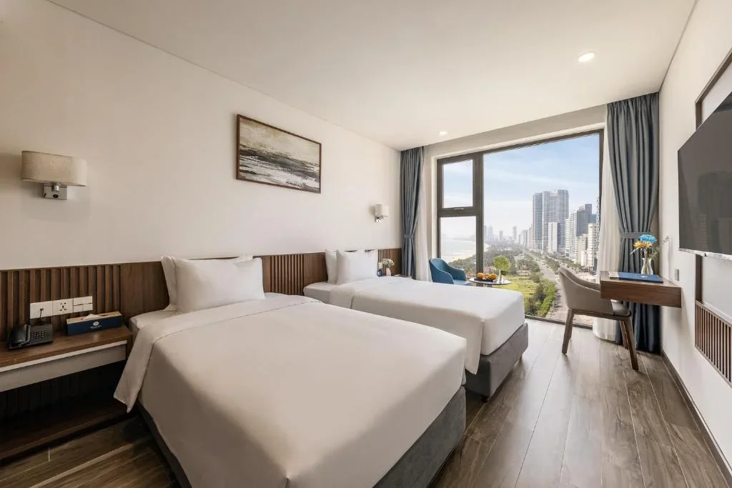 Khách sạn Mangata Beachfront Hotel Đà Nẵng