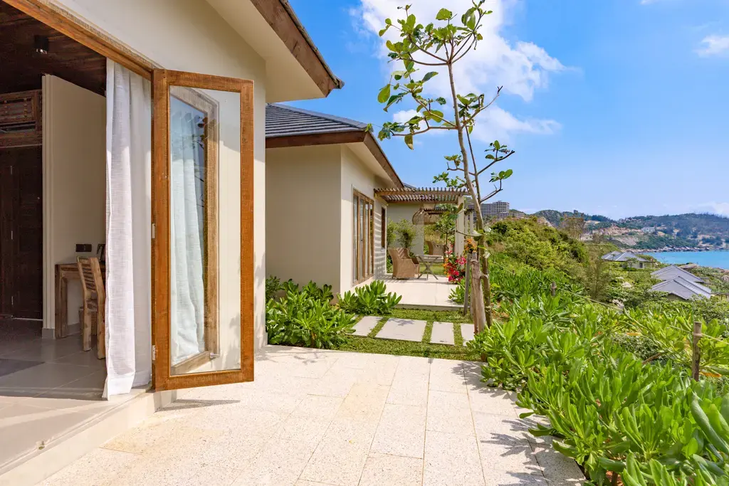 Crown Retreat Resort Quy Nhơn Bình Định