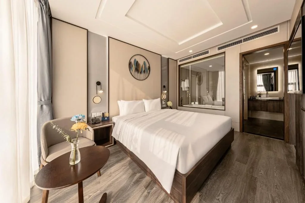 Khách sạn Mangata Beachfront Hotel Đà Nẵng