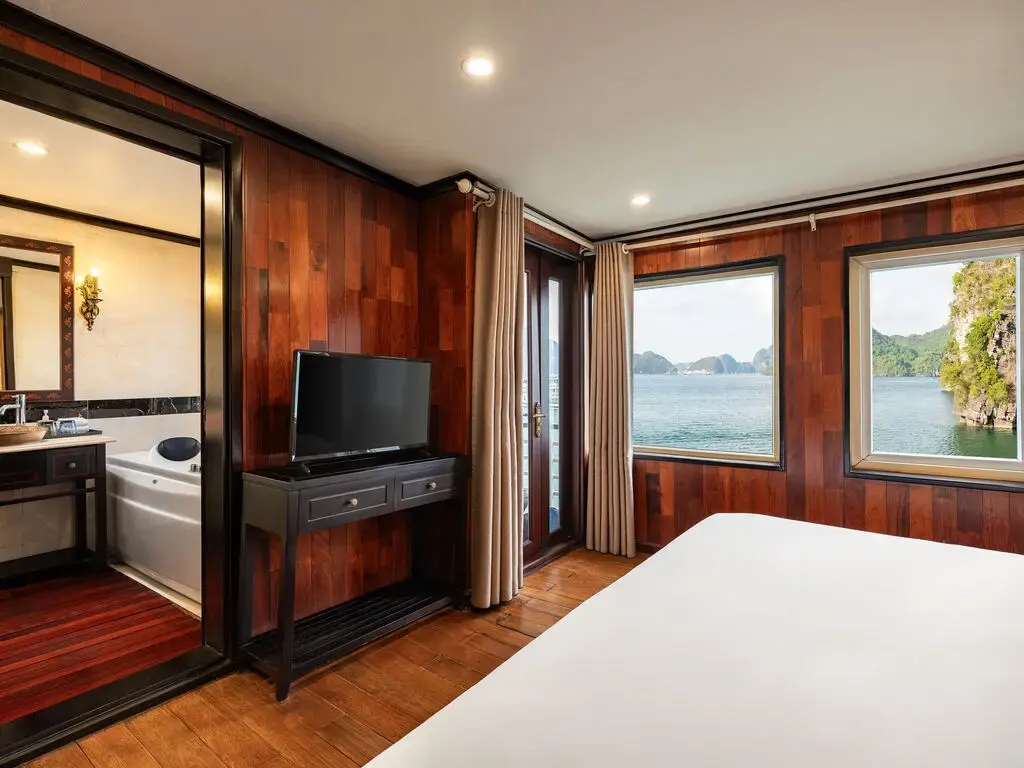 Du thuyền Amanda Premier Cruise Hạ Long