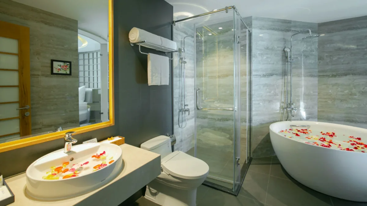 Khách sạn Sala Đà Nẵng Beach Hotel