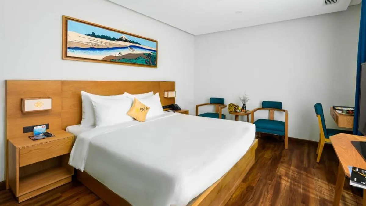 Khách sạn Sala Đà Nẵng Beach Hotel