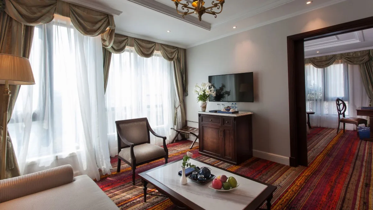 Khách sạn The Lapis Hà Nội Hotel