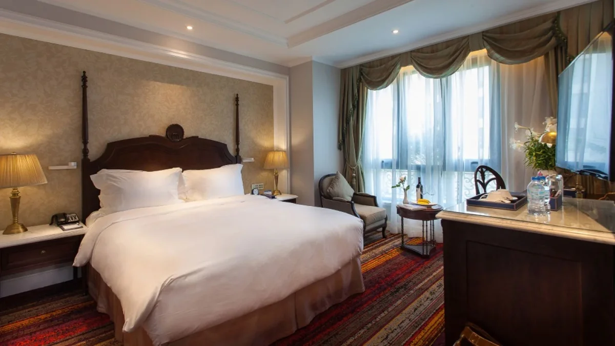 Khách sạn The Lapis Hà Nội Hotel