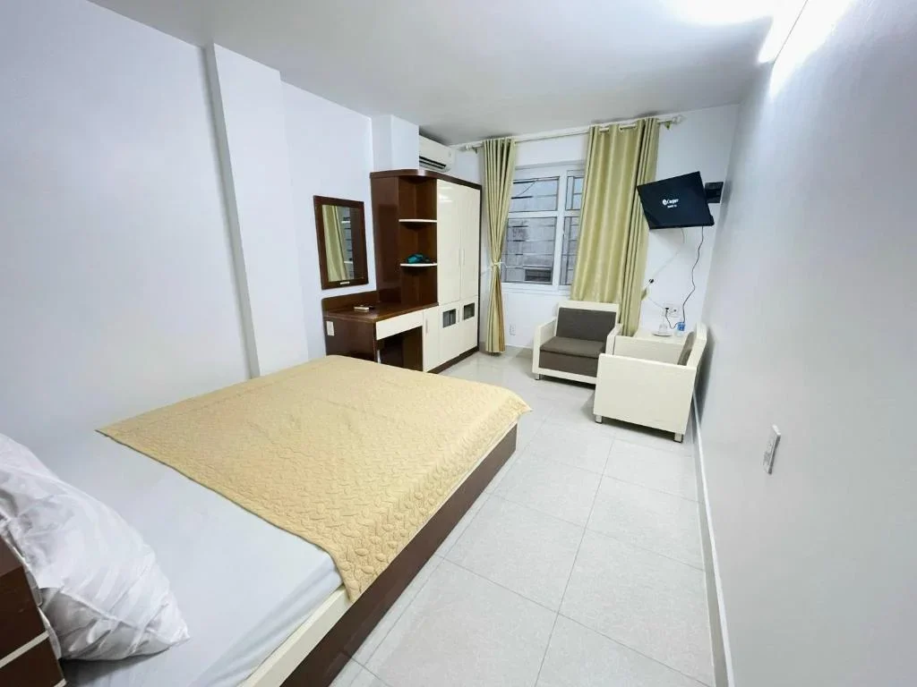 Khách sạn The Light Hotel Hạ Long