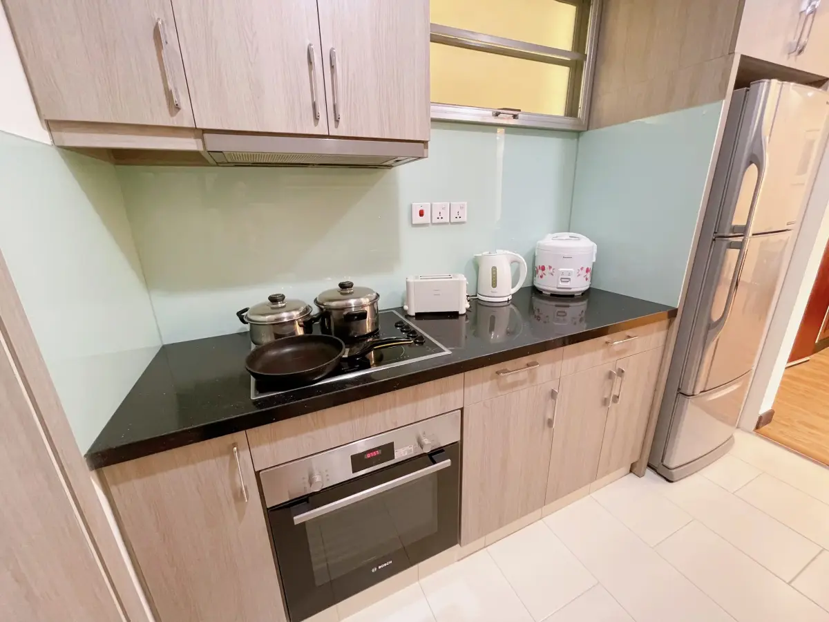 Khách sạn Diamond Westlake Suites Hanoi Hà Nội