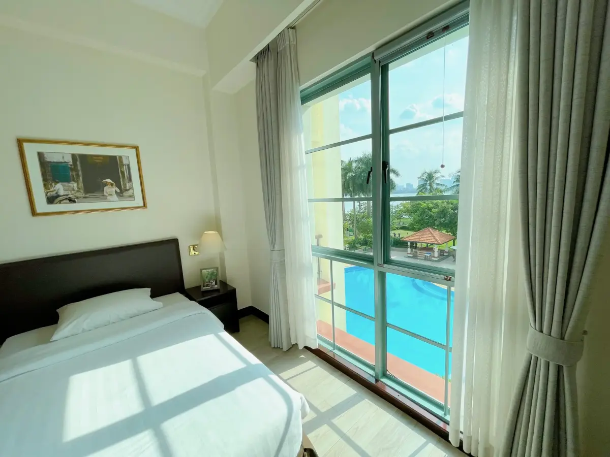 Khách sạn Diamond Westlake Suites Hanoi Hà Nội