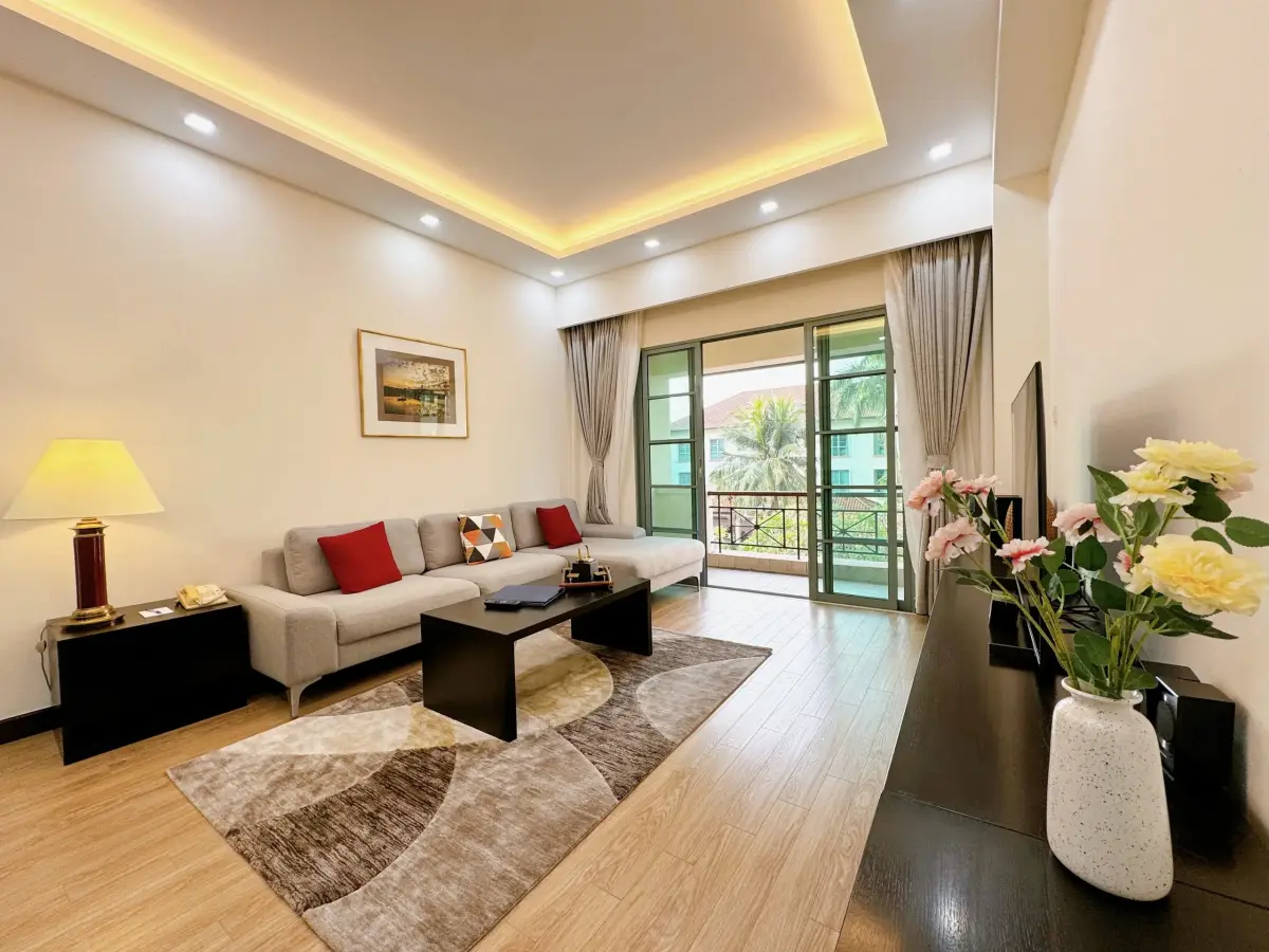 Khách sạn Diamond Westlake Suites Hanoi Hà Nội