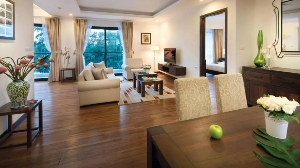 Khách sạn Elegant Suites Westlake Hanoi Hà Nội