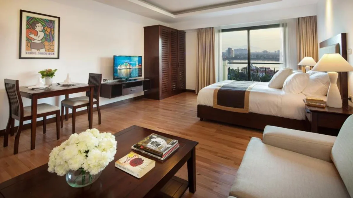 Khách sạn Elegant Suites Westlake Hanoi Hà Nội
