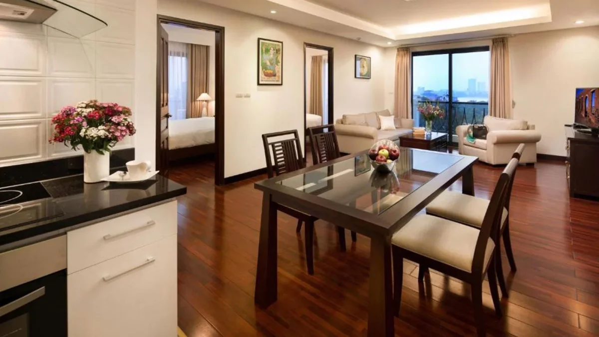 Khách sạn Elegant Suites Westlake Hanoi Hà Nội