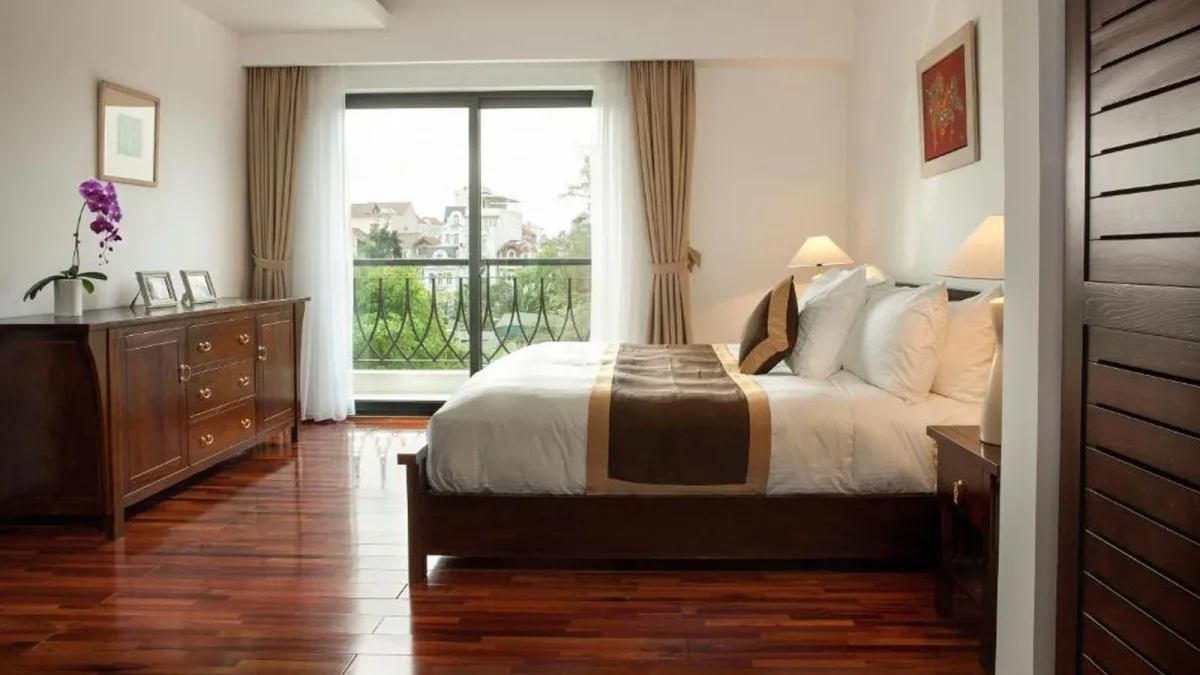 Khách sạn Elegant Suites Westlake Hanoi Hà Nội