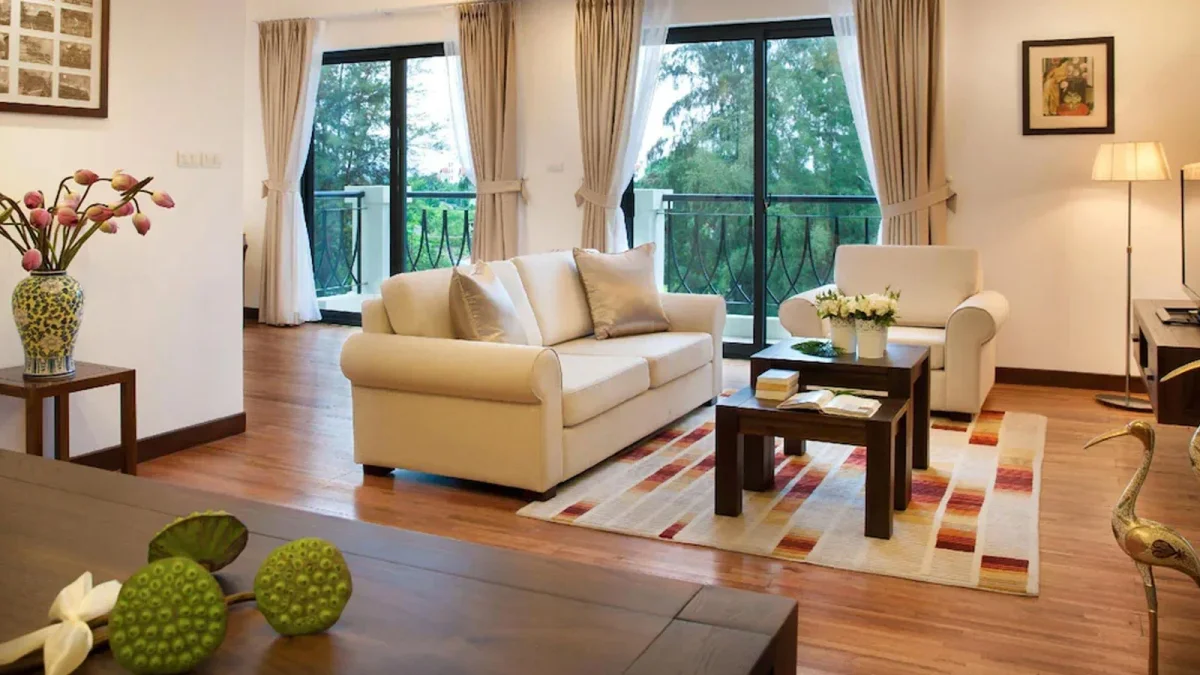 Khách sạn Elegant Suites Westlake Hanoi Hà Nội