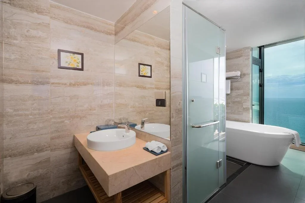 Khách sạn Sala Đà Nẵng Beach Hotel