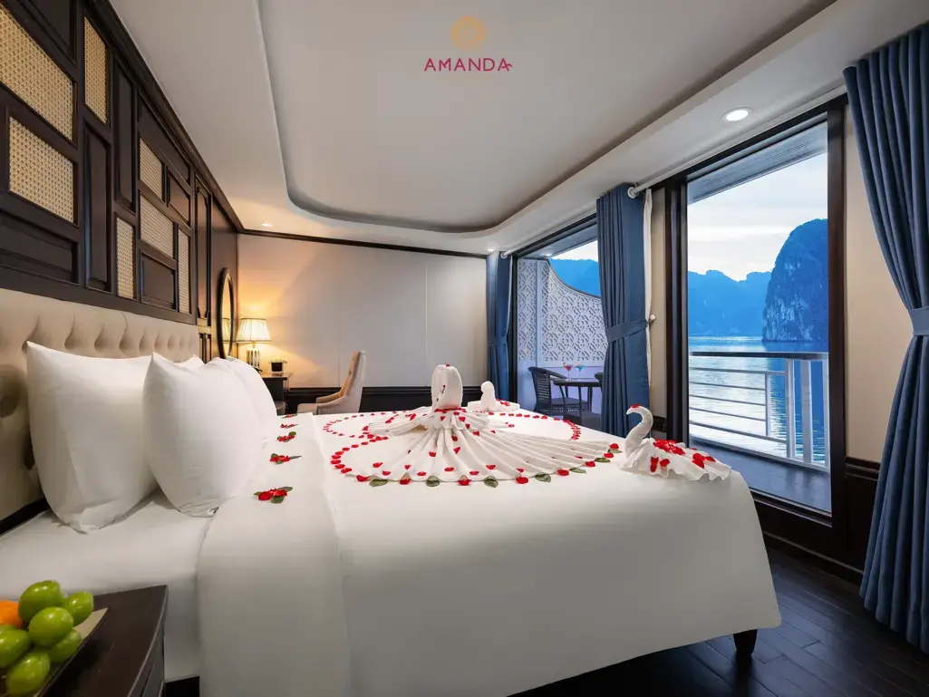 Du thuyền Amanda Pearl Cruise Hạ Long