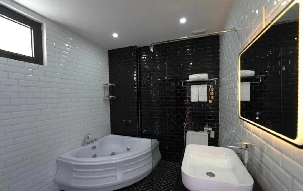 Khách sạn Golden Sea Hạ Long Hotel