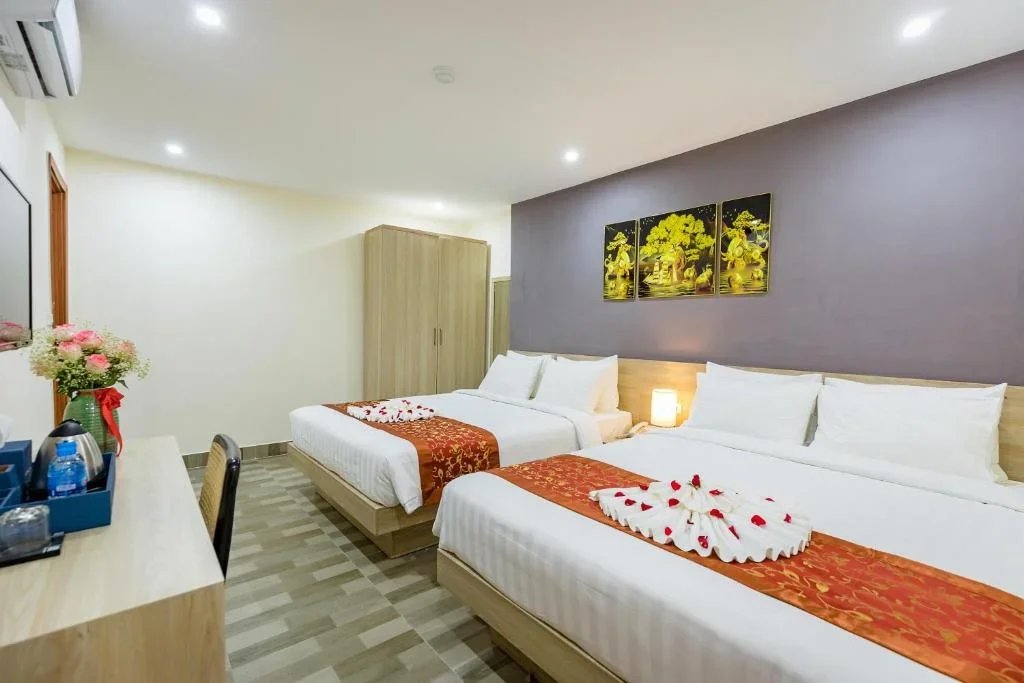 Khách sạn Cát Bà Violet Hotel