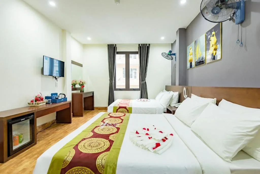 Khách sạn Cát Bà Violet Hotel