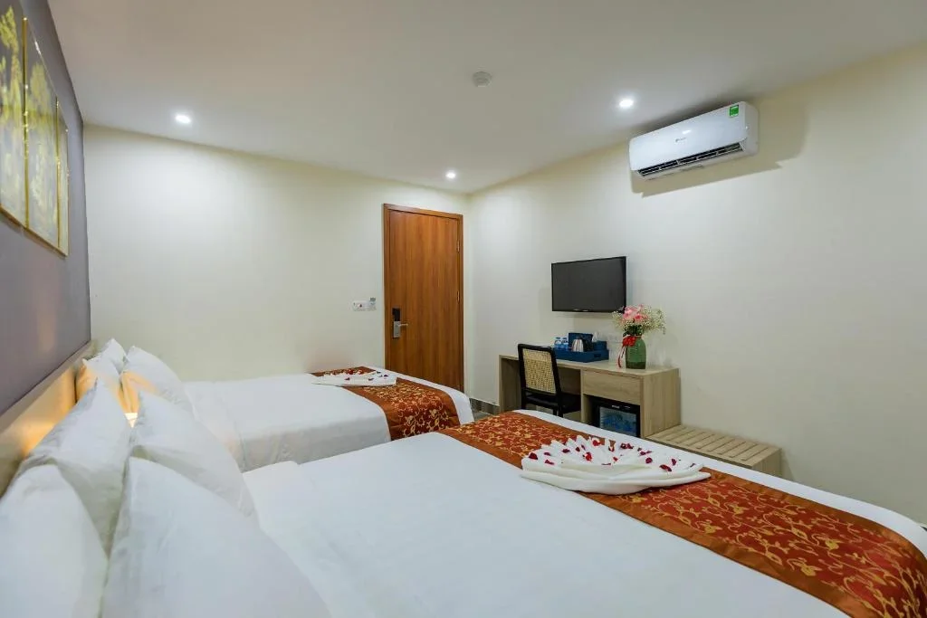 Khách sạn Cát Bà Violet Hotel