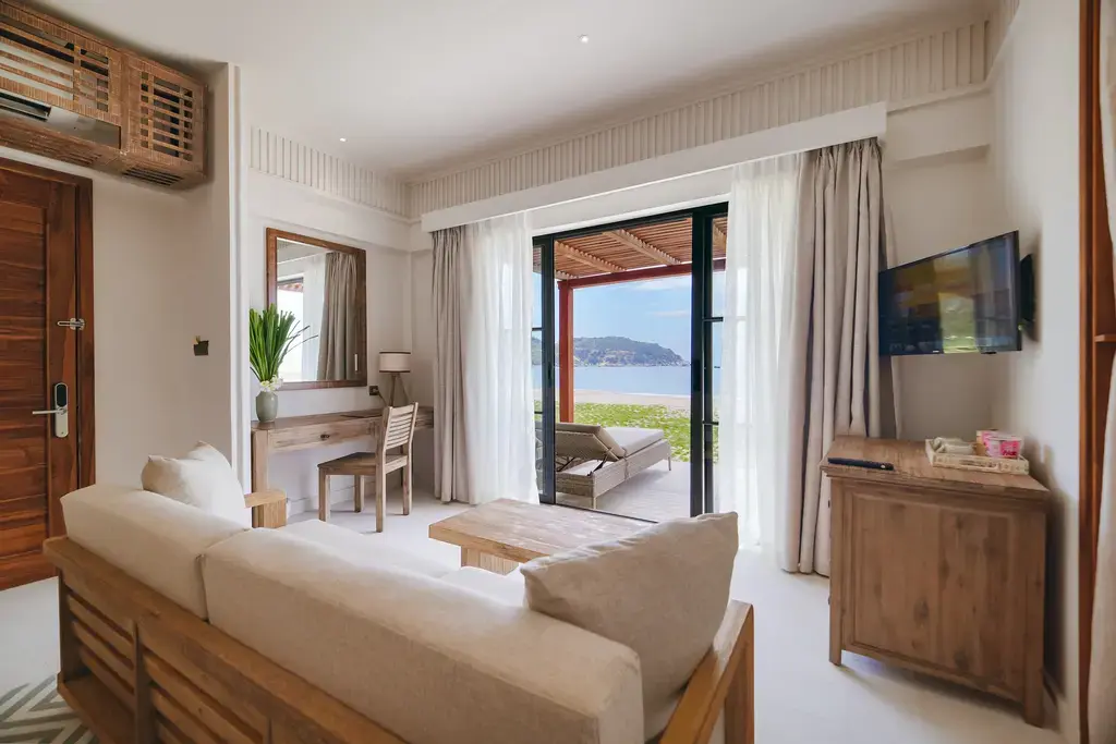 Crown Retreat Resort Quy Nhơn Bình Định