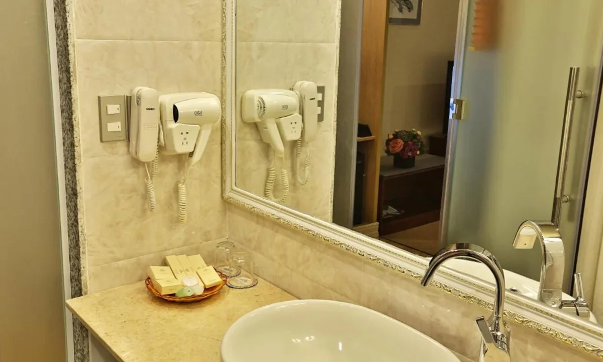 Khách sạn Lotus Sài Gòn Hotel Hồ Chí Minh
