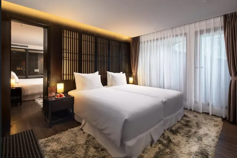 Du thuyền Scarlet Pearl Cruises Hạ Long - Silver Triple
