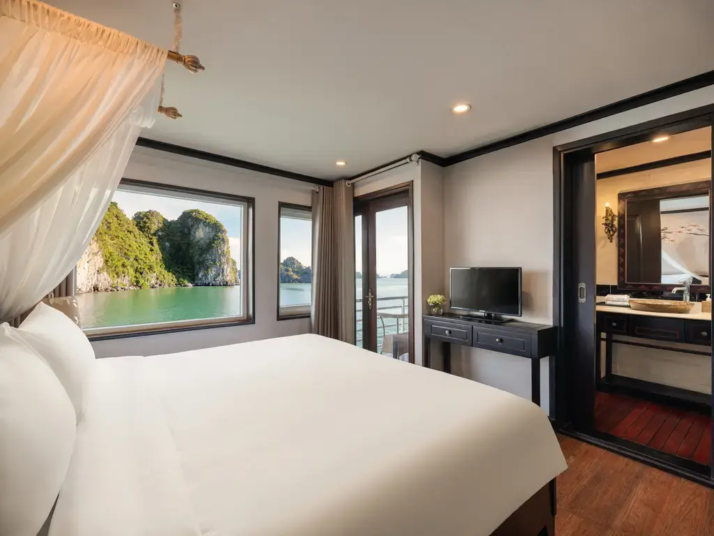 Du thuyền Amanda Premier Cruise Hạ Long