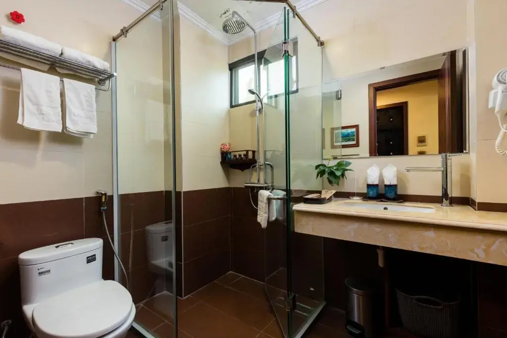 Khách sạn Liberty Hall Tam Cốc Hotel & Villa Ninh Bình