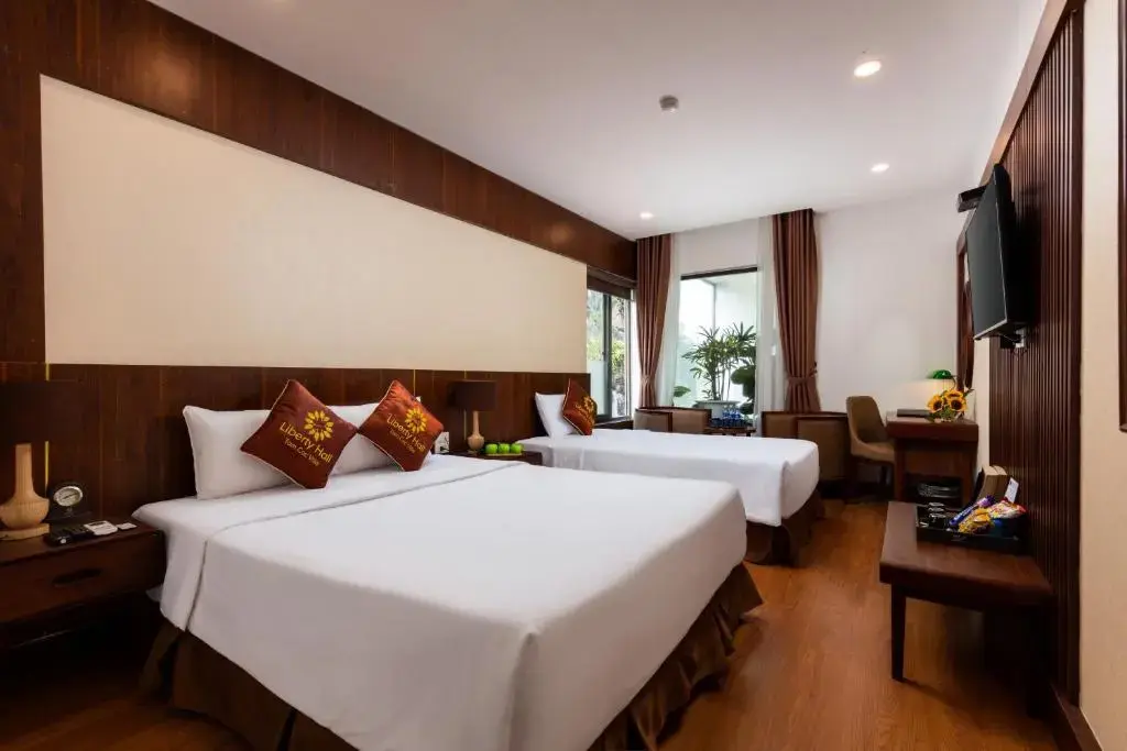 Khách sạn Liberty Hall Tam Cốc Hotel & Villa Ninh Bình