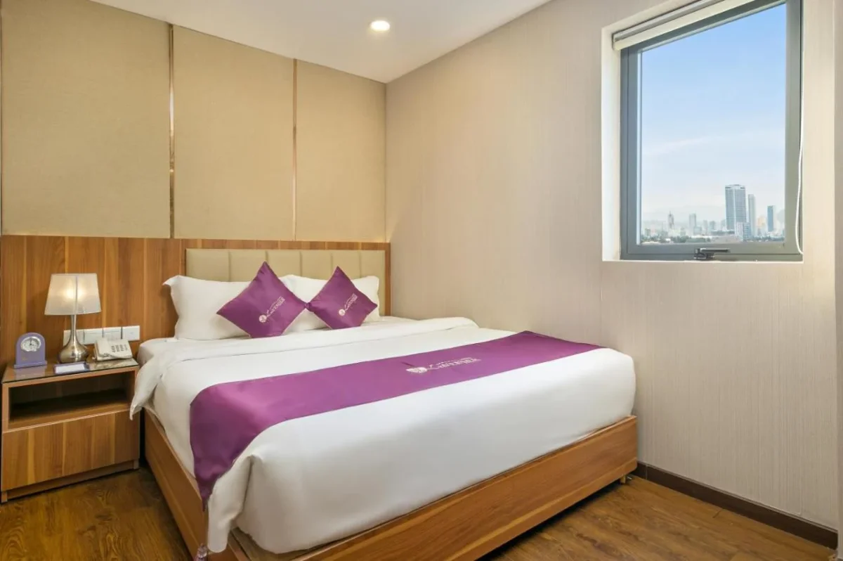 Khách sạn Lavender Riverside Hotel Đà Nẵng