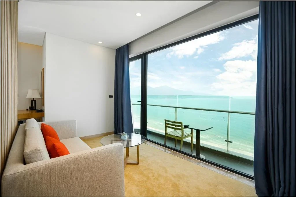 Khách sạn Sala Đà Nẵng Beach Hotel