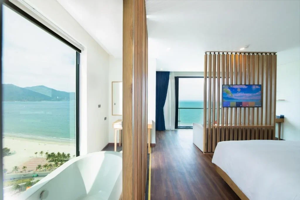 Khách sạn Sala Đà Nẵng Beach Hotel