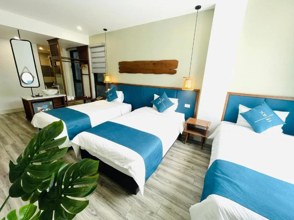 Khách sạn The Light Hotel Hạ Long