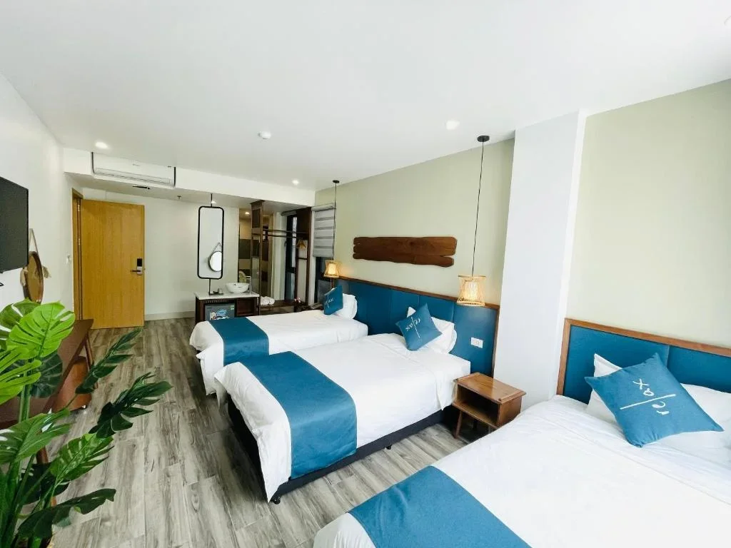 Khách sạn The Light Hotel Hạ Long