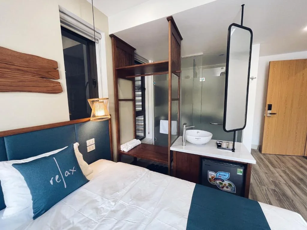 Khách sạn The Light Hotel Hạ Long