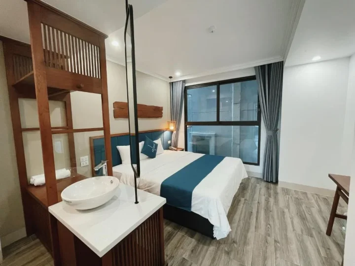 Khách sạn The Light Hotel Hạ Long - Superior Double