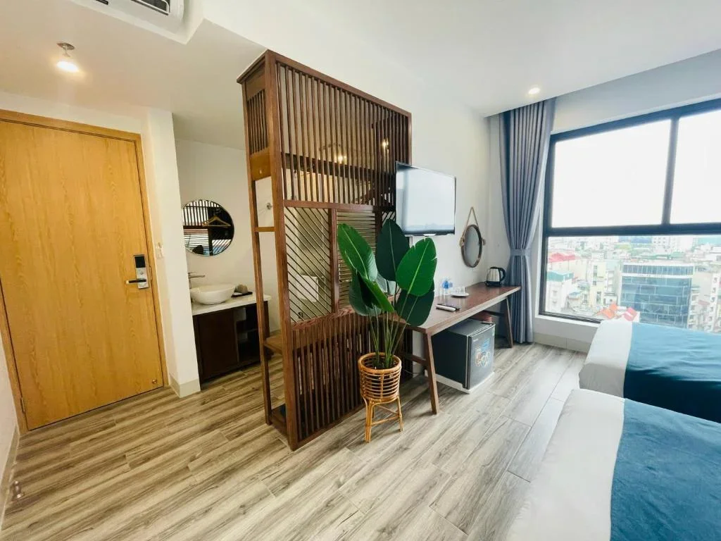 Khách sạn The Light Hotel Hạ Long