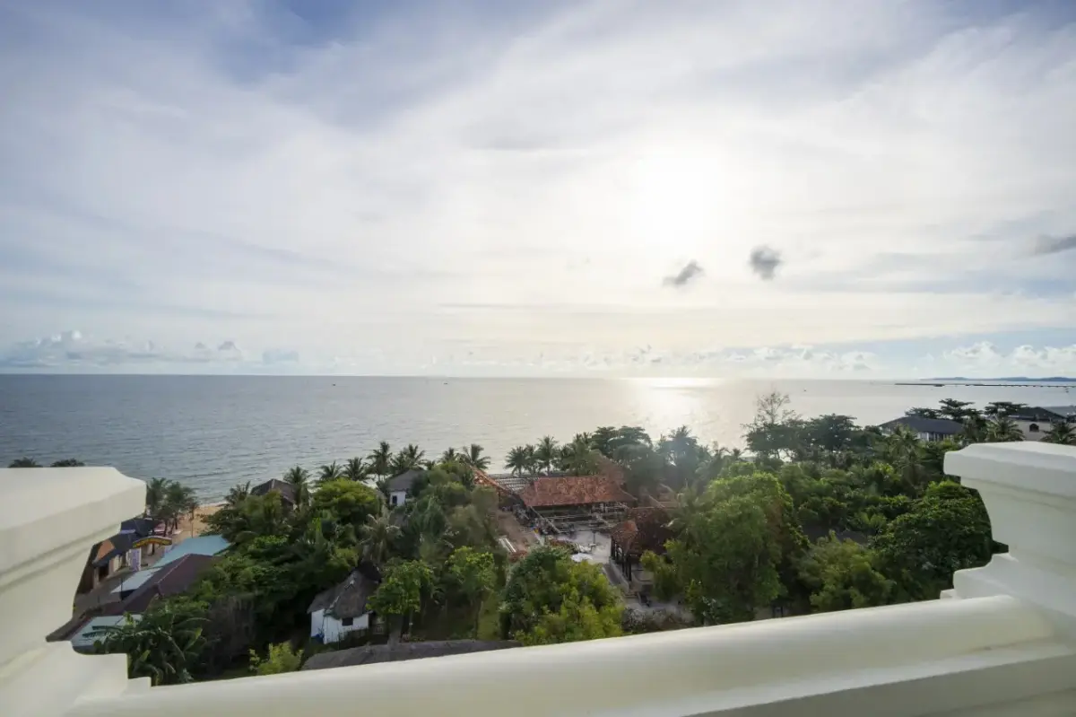 Khách sạn The Tahiti Beach Hotel & Resort Phú Quốc