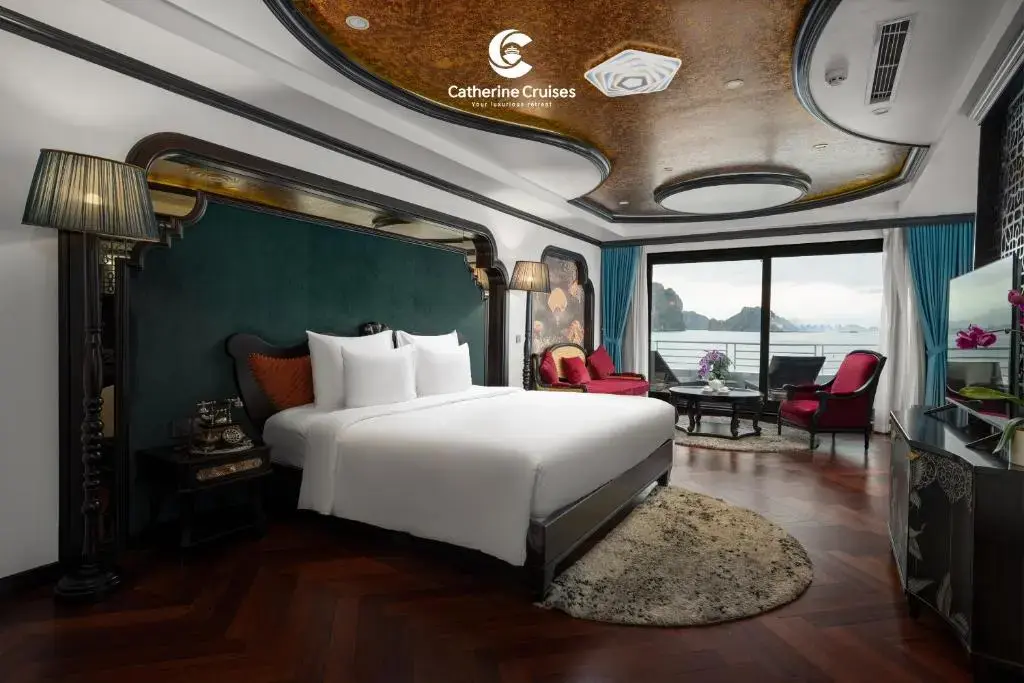 Du thuyền Catherine Cruises Hạ Long