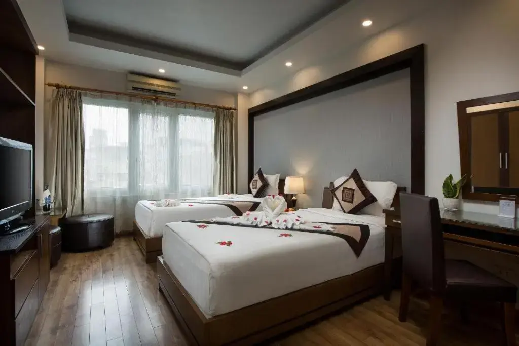Khách sạn Splendid Holiday Hotel Hà Nội