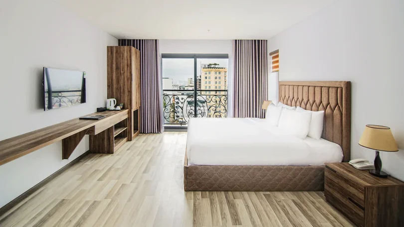 Khách sạn Sea Light Hotel Đà Nẵng - Deluxe Balcony City View