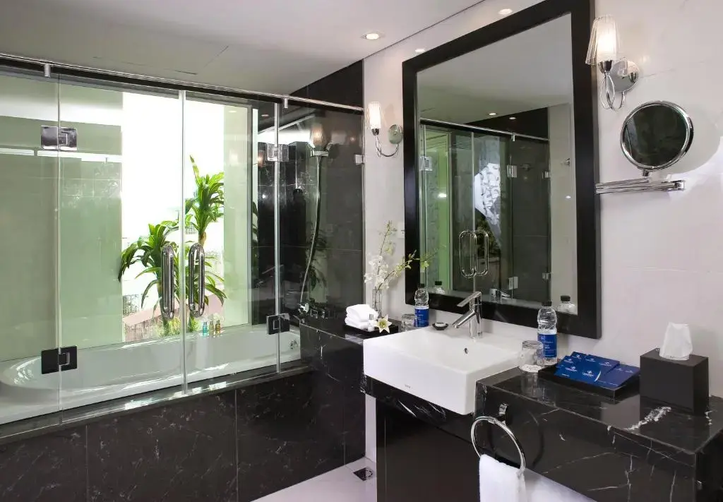 Khách sạn Victor Gallery Hotel & Spa Hà Nội