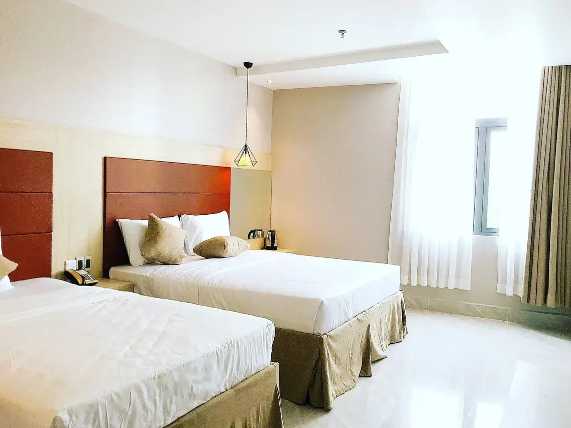 Khách sạn Holiday 2 Hotel Cần Thơ