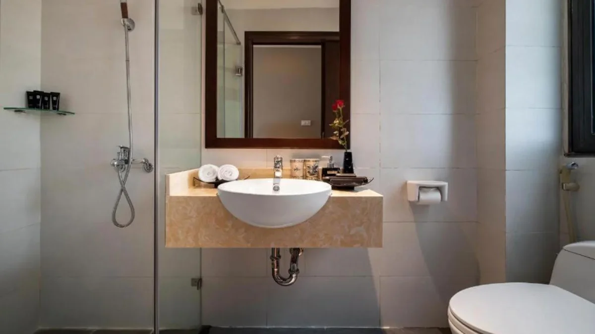 Khách sạn Hà Nội Lakeside Premium Hotel