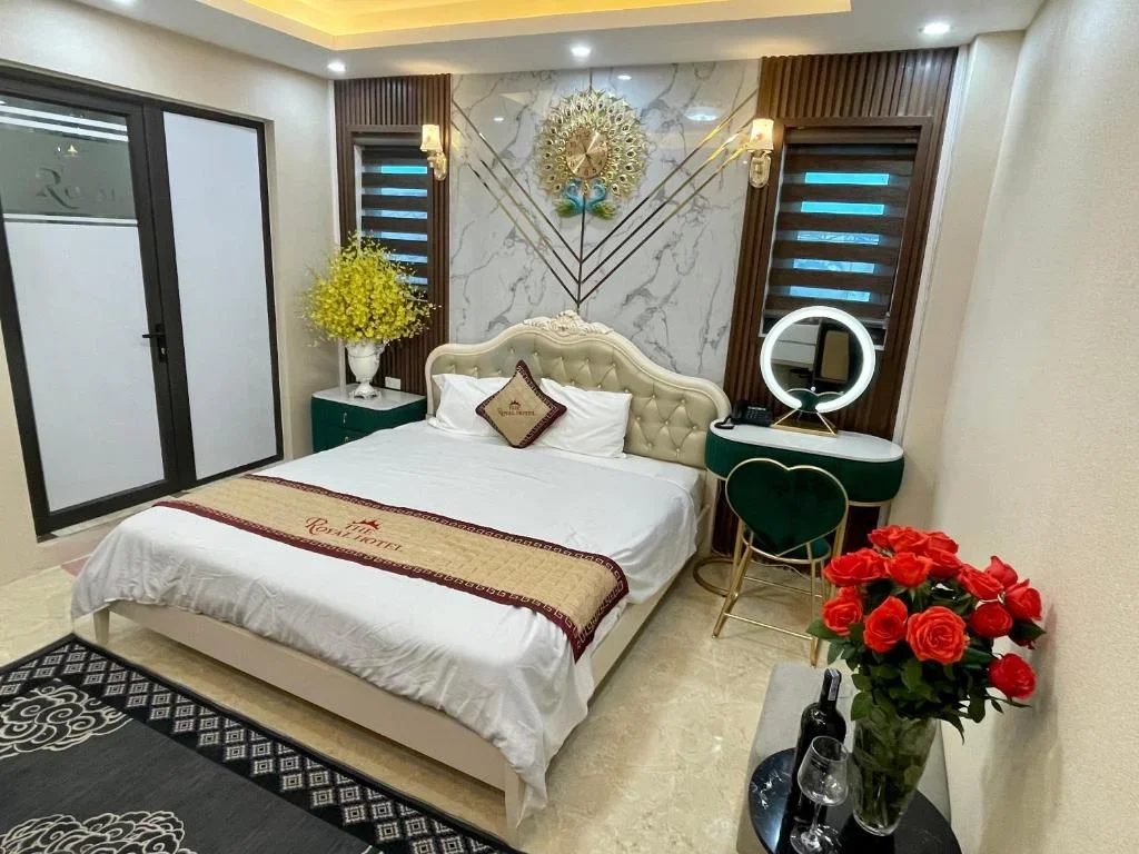 Khách sạn The Royal Hotel Hà Nội