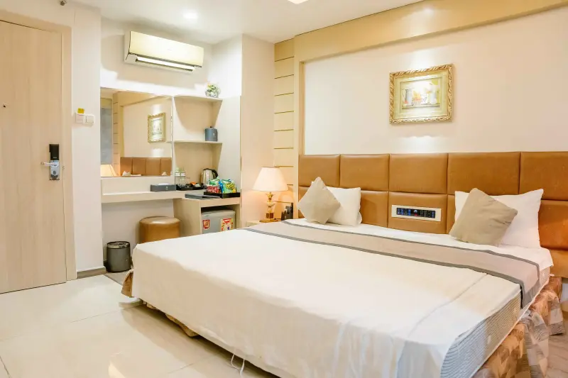 Khách sạn Holiday One Hotel Cần Thơ - Superior Double/Twin (không cửa sổ)