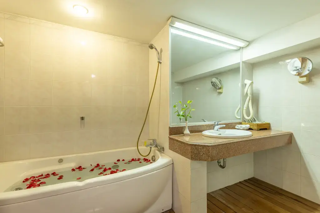 Khách sạn Thắng Lợi Hotel Hà Nội