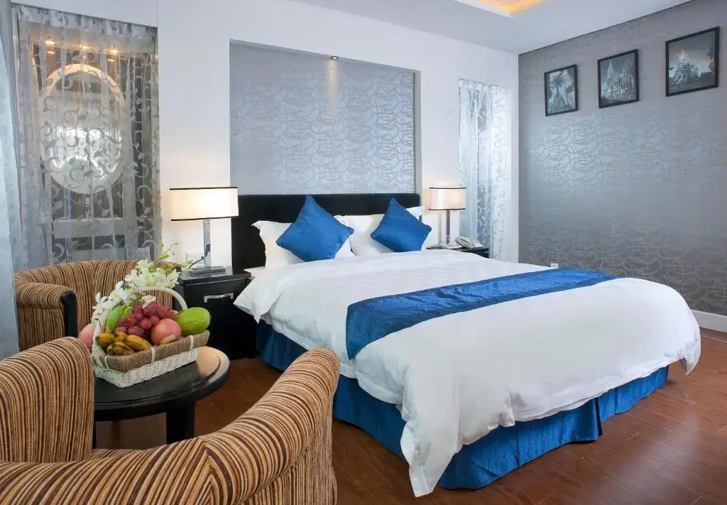 Khách sạn Victor Gallery Hotel & Spa Hà Nội